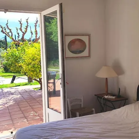 Villa Le Bastidon De Sanary- Piscine Et Jardin Paysage. *