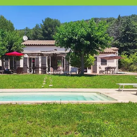 Villa Le Bastidon De Sanary- Piscine Et Jardin Paysage. *